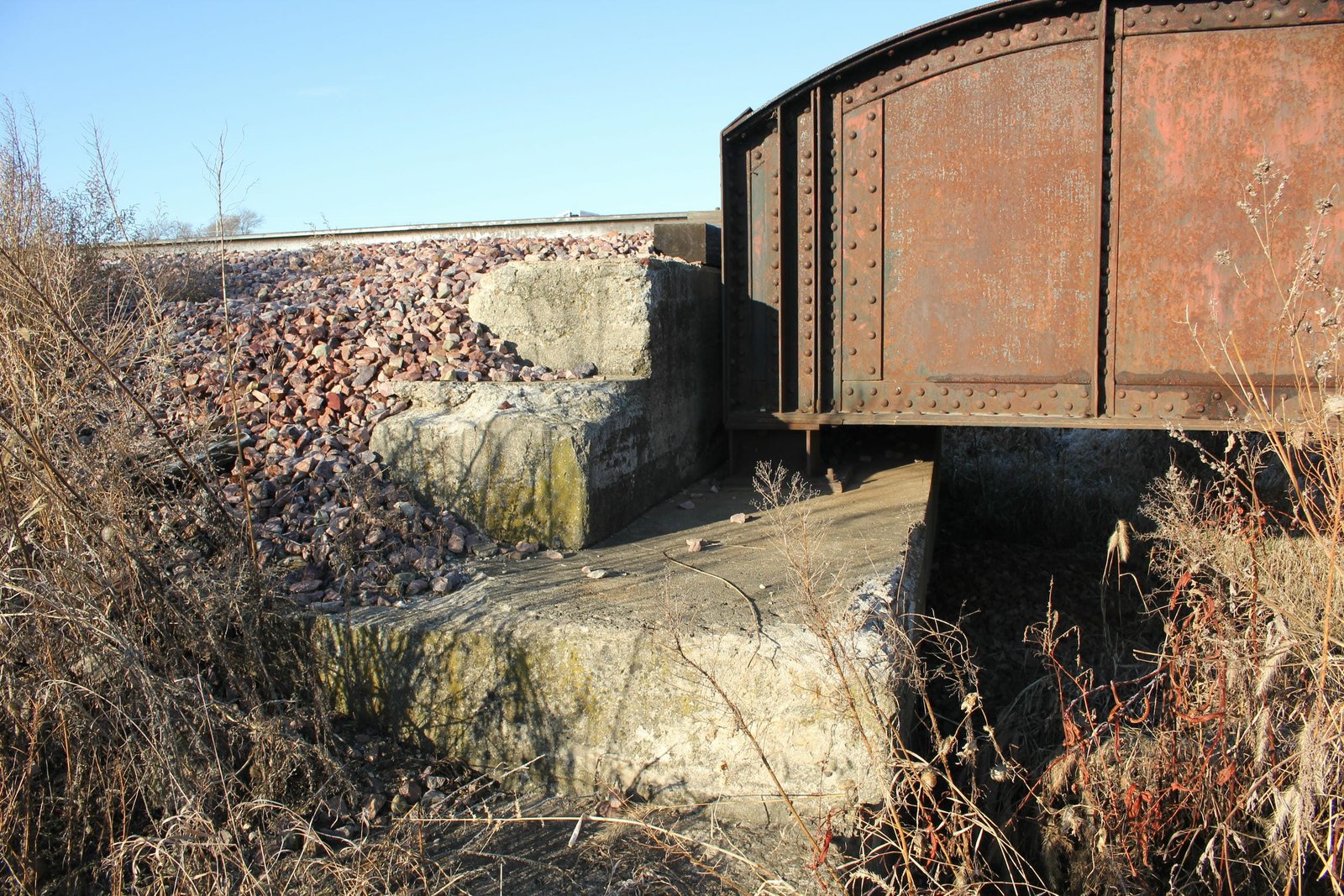 South abutment
